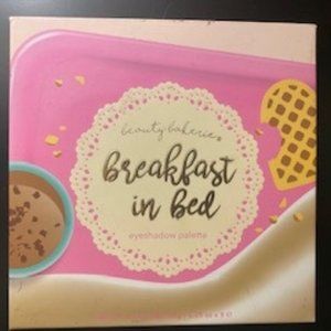 BREAKFAST IN BED EYESHADOW
